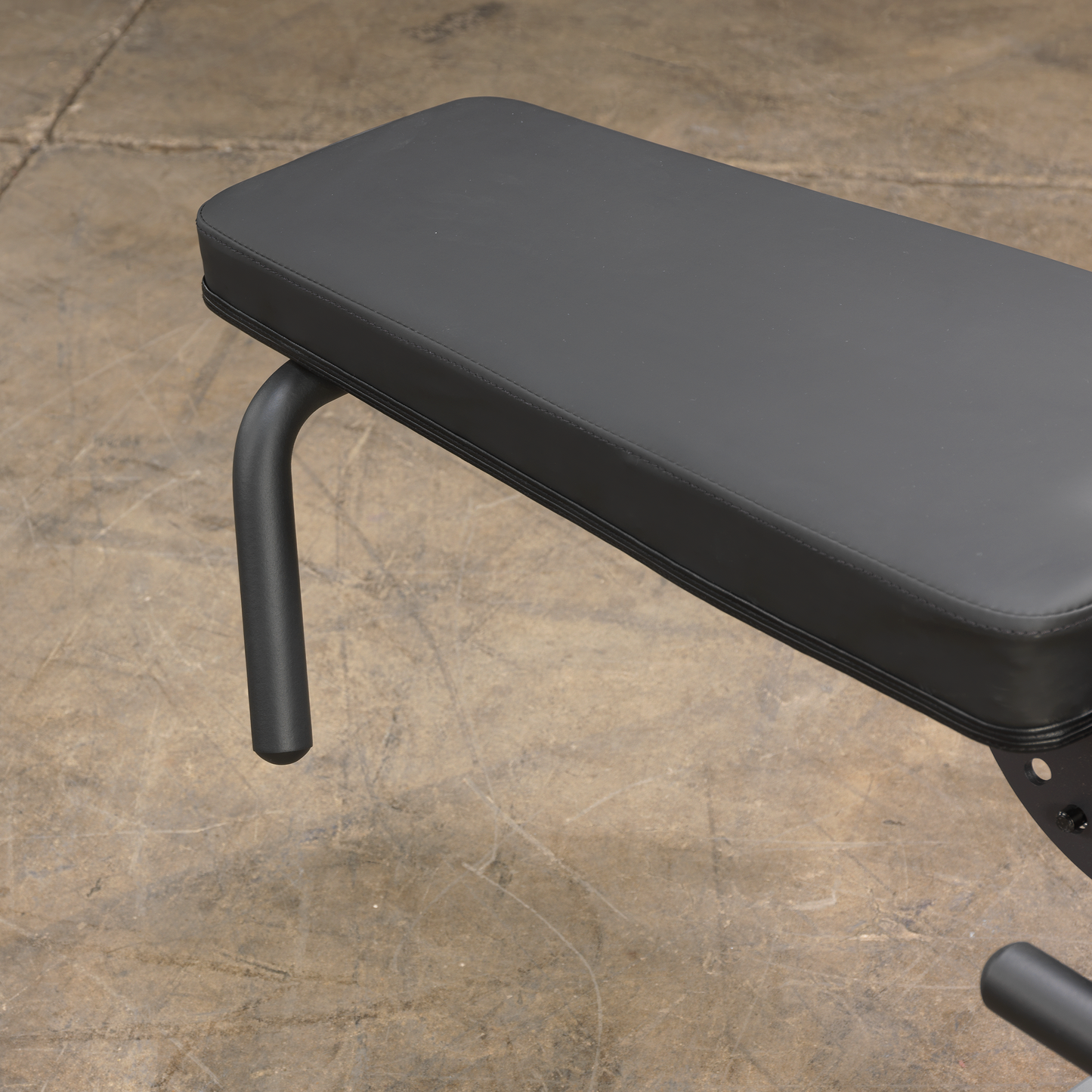 Body-Solid Seated Leg Extension & Supine Curl GLCE365