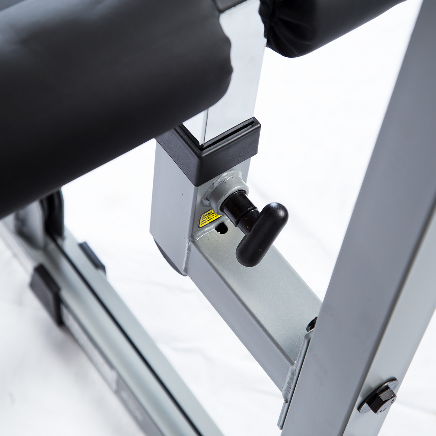 Body-Solid Pro Lat Pulldown Low Row Machine GLM83